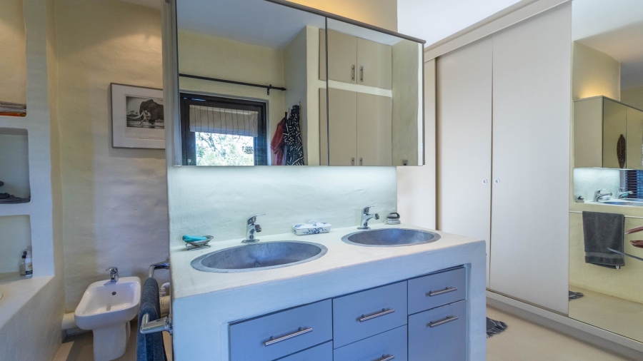 4 Bedroom Property for Sale in Riebeek Kasteel Western Cape